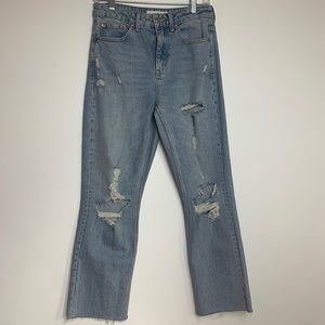 Top shop straight leg jeans. (Highwasted)